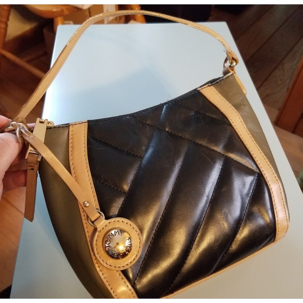 Tommy Hilfiger womans quilted leather crossbody handbag 2015 green black & beige